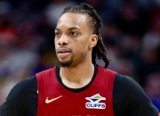 开云体育在线-包含国王队客场逆转尼克斯，年轻球员迅速成长的词条