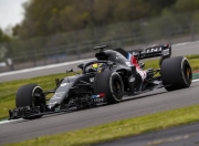 开云体育平台APP-包含阿斯顿马丁险胜索伯车队，皮亚斯特里扛起全队的词条