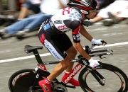 开云下载-坎特天神下凡！曼联式防守锁死几内亚，法国中场重现覆盖地球神迹