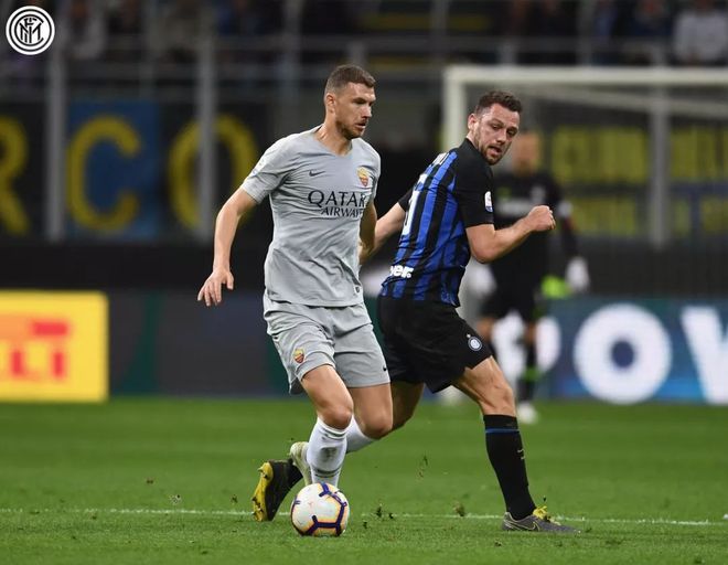 墨西哥强势秘鲁,孔蒂完成帽子戏法 墨西哥强势秘鲁,孔蒂完成帽子戏法