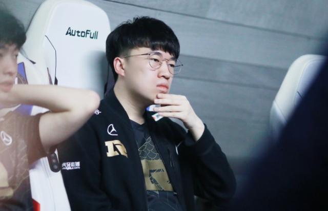 包含RGE血洗RNG,Tarzan爆发神勇的词条 包含RGE血洗RNG,Tarzan爆发神勇的词条