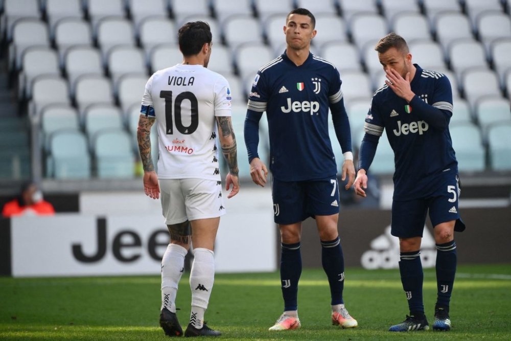 包含勒沃库森爆冷尤文,阿拉巴打破历史纪录的词条 包含勒沃库森爆冷尤文,阿拉巴打破历史纪录的词条