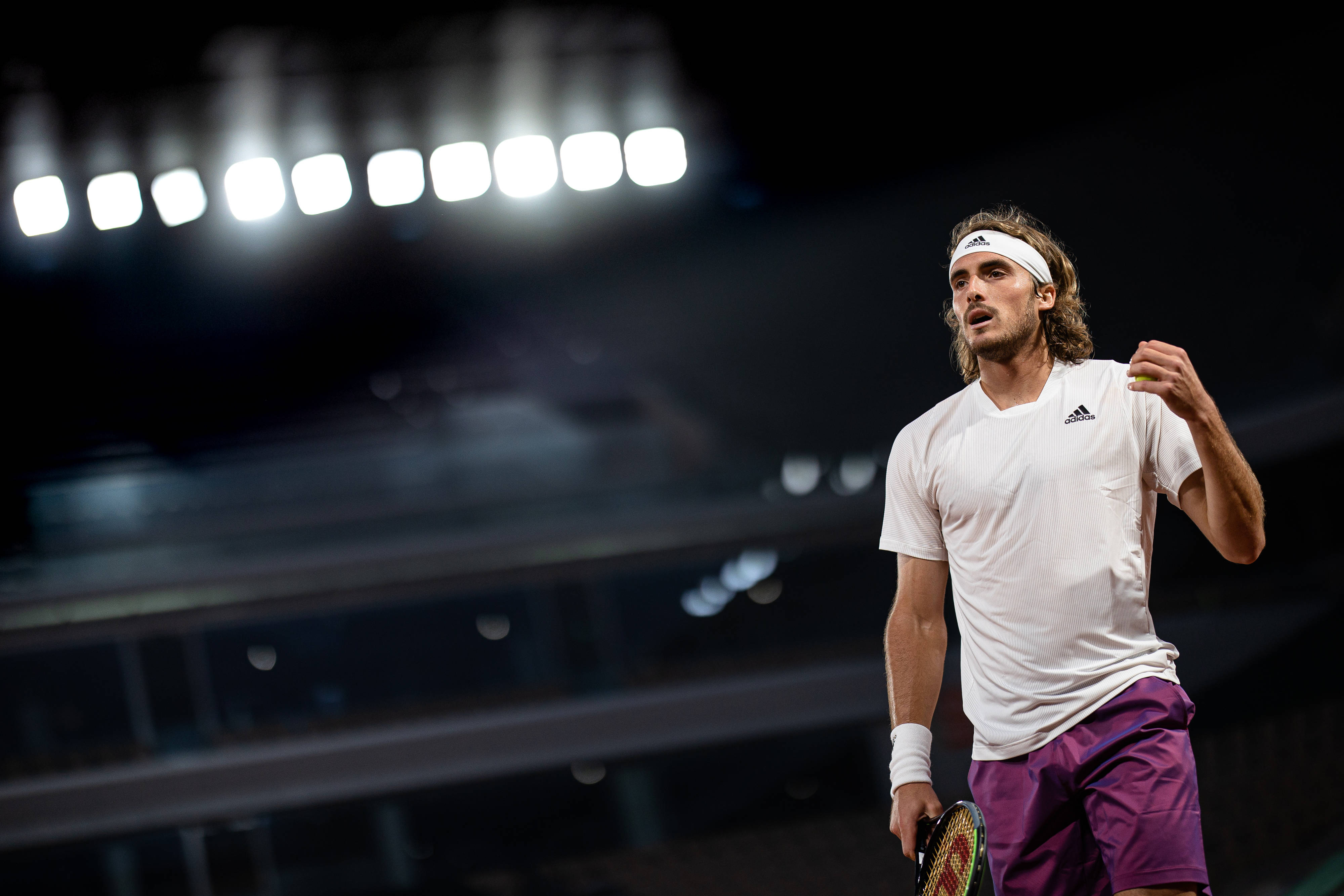 西班牙网球队强势日本网球队,西西帕斯三分雨点燃全场 西班牙网球队强势日本网球队,西西帕斯三分雨点燃全场