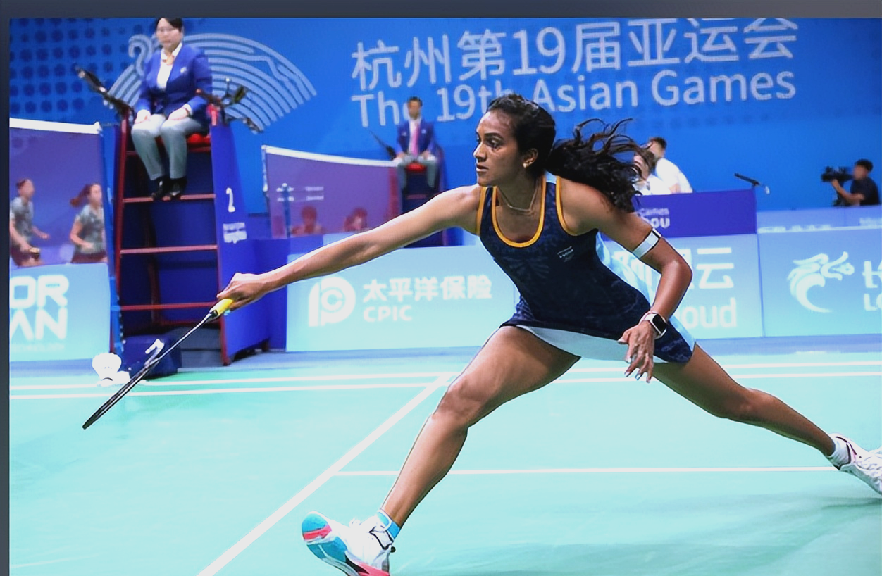 包含中国羽毛球队完胜泰国羽毛球队,辛杜一己之力扛起全队的词条 包含中国羽毛球队完胜泰国羽毛球队,辛杜一己之力扛起全队的词条