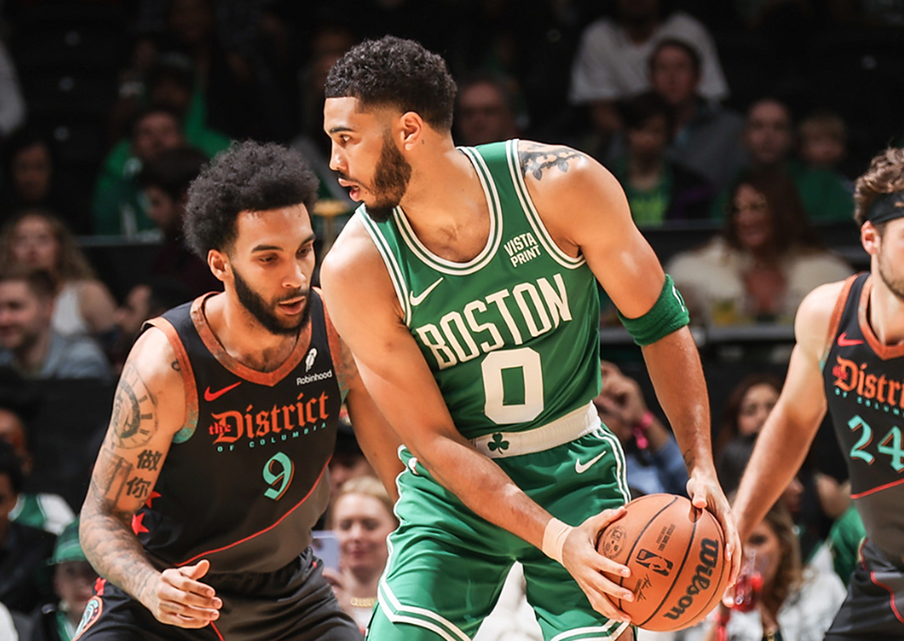 凯尔特人强势独行侠,巴恩斯三分雨点燃全场的简单介绍 凯尔特人强势独行侠,巴恩斯三分雨点燃全场的简单介绍