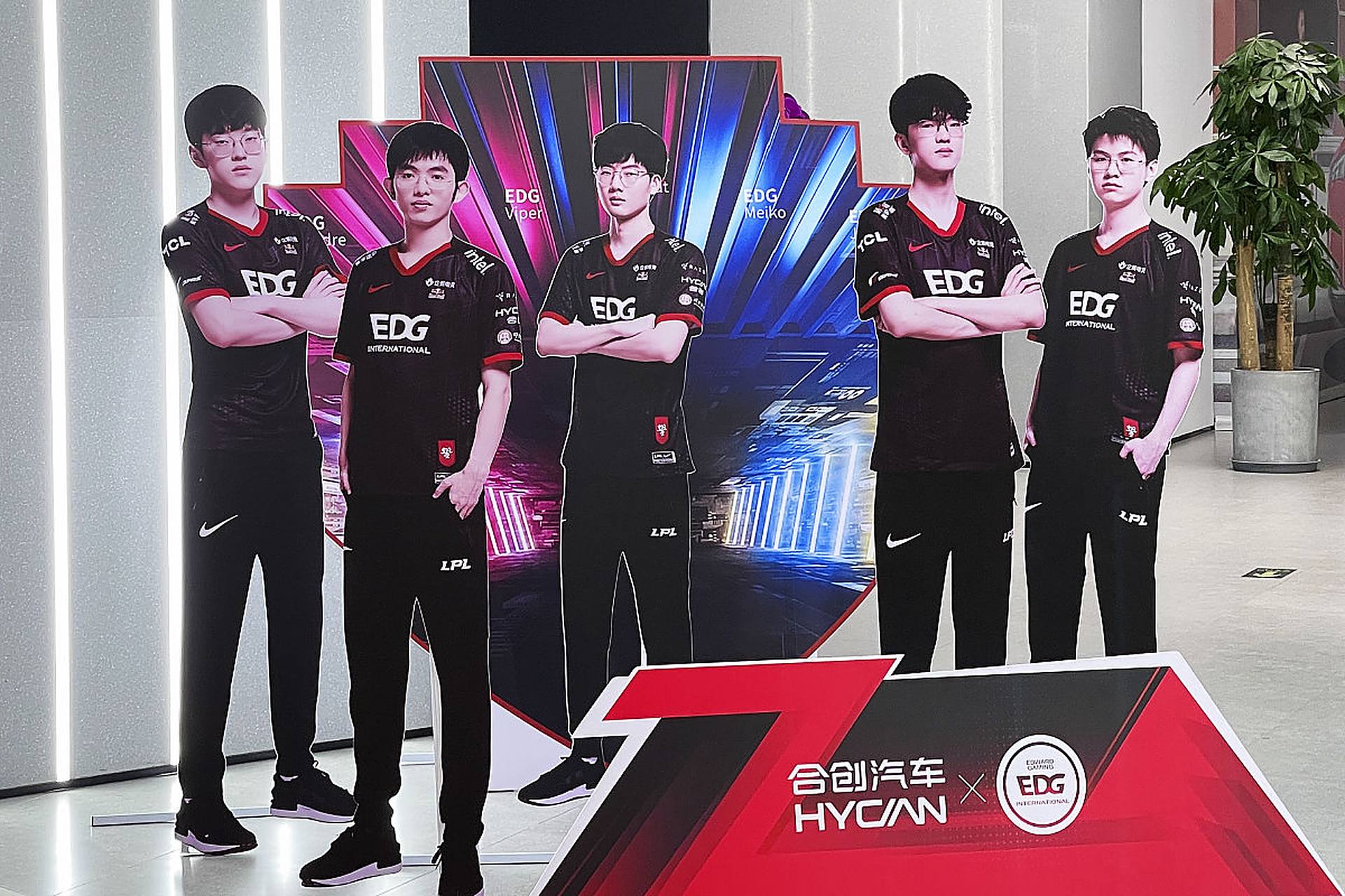 XL力克EDG,Ruler一己之力扛起全队 XL力克EDG,Ruler一己之力扛起全队